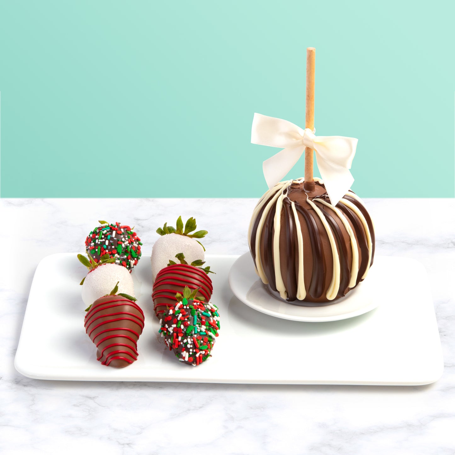Holly Jolly Bundle: Dipped Strawberries & Caramel Apples